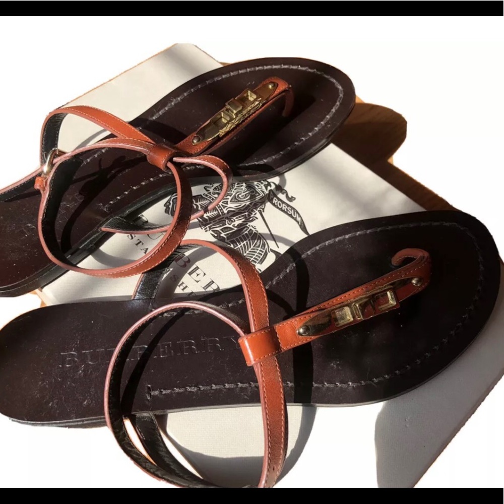 AUTHENTIC Burberry leather sandals / gold hardware